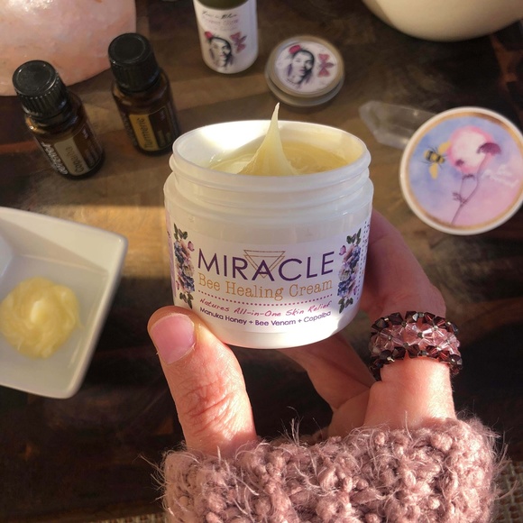 Miracle Bee Healing Rescue Cream / Problem Skin Fix / Manuka Treatment Cream - Picture 5 of 17